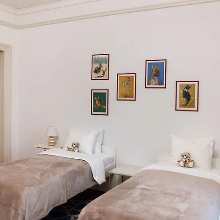 Eleve Collection - Riviera Escape Territet