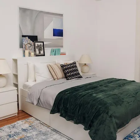 Eleve Collection - Riviera Escape Apartment