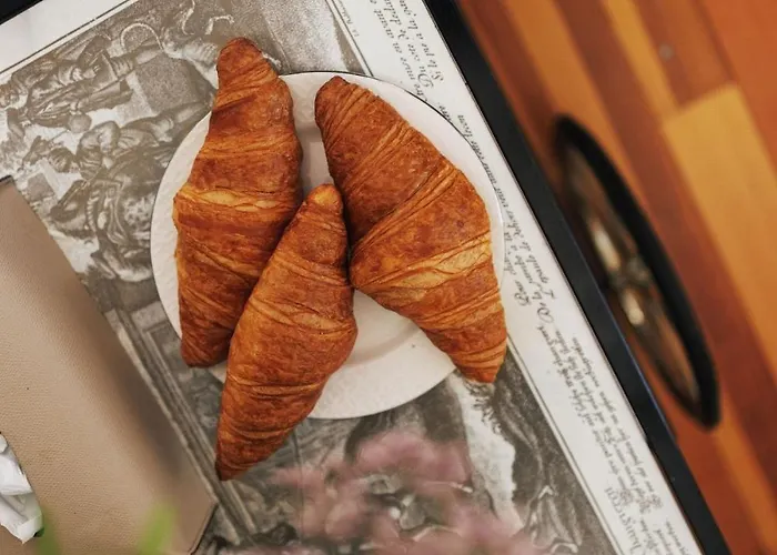 Apartment Eleve Collection - Riviera Escape *