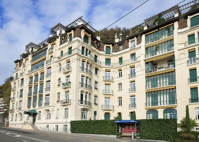 Eleve Collection - Riviera Escape Territet