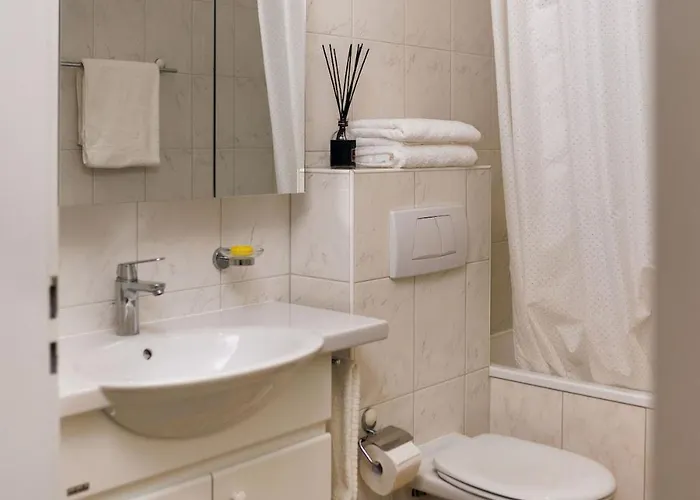 Eleve Collection - Riviera Escape Apartment